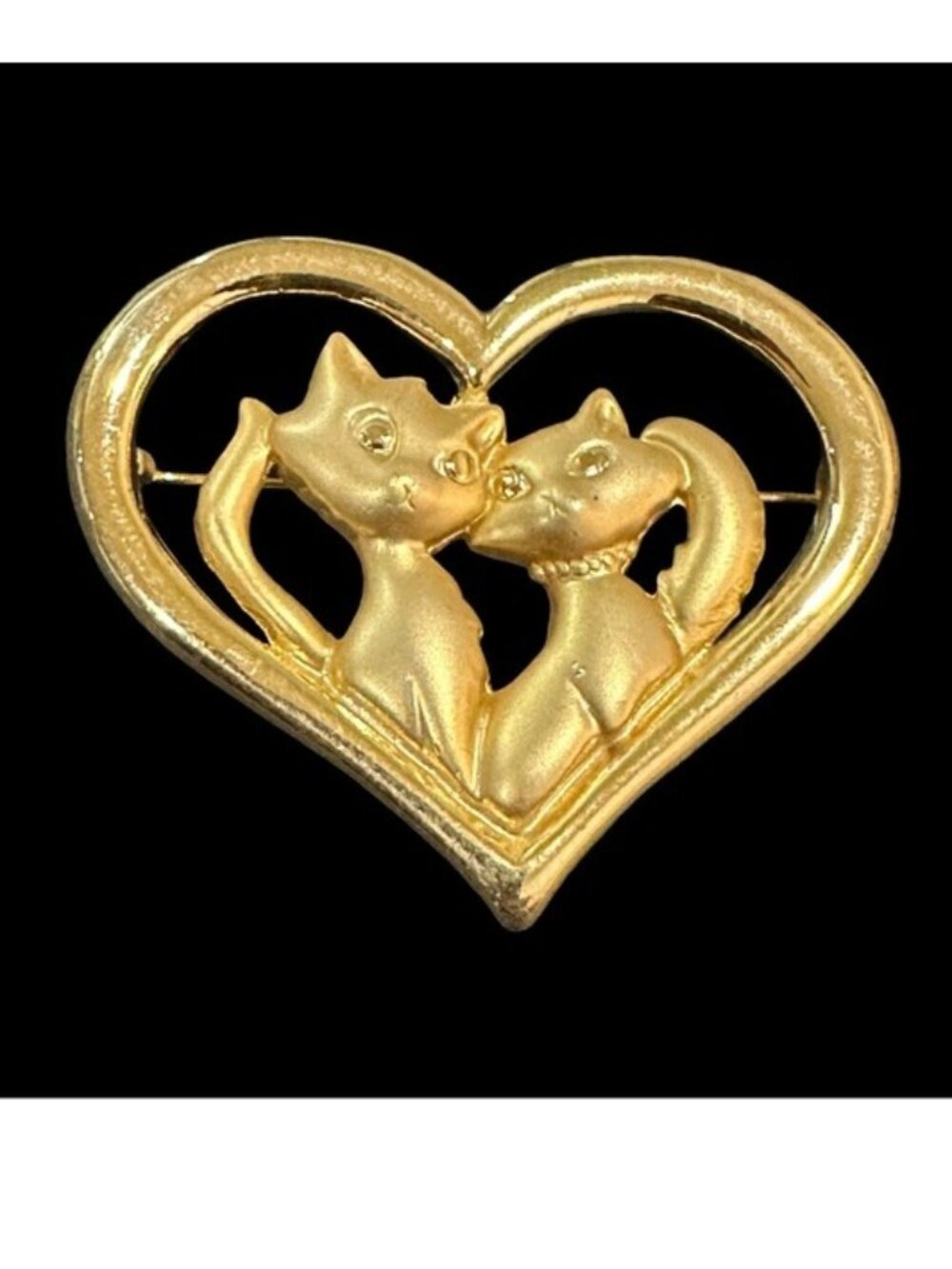 Gold-Tone Heart Brooch With Kissing Cats Design By Danecraft